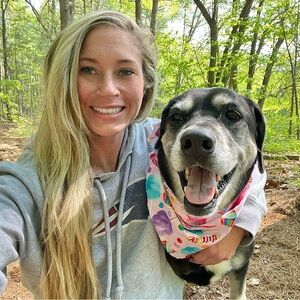 Meet your Posher, Whitney.